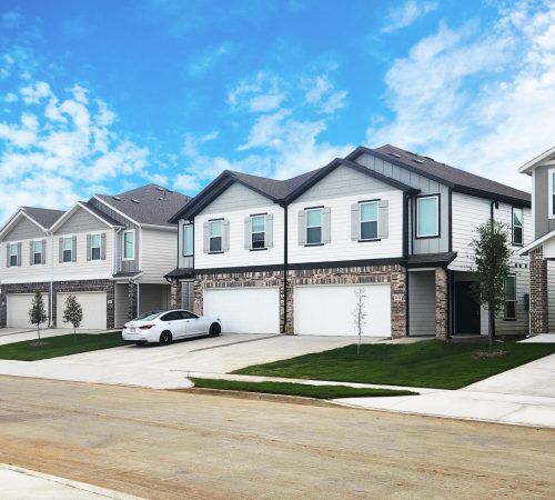 Hampton-Villas-Community-2-Edit